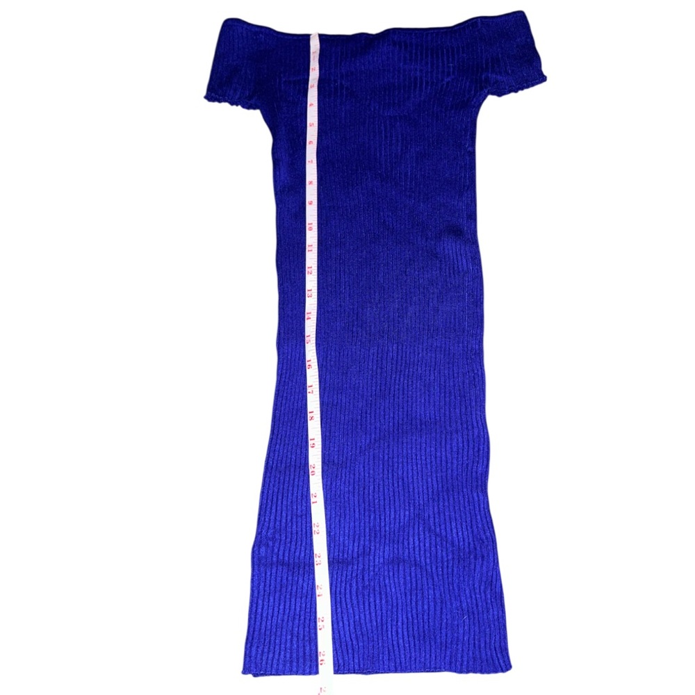 5/25$ ✨ Off-the-Shoulder Blue Ribbed Dress - Picture 7 of 8
